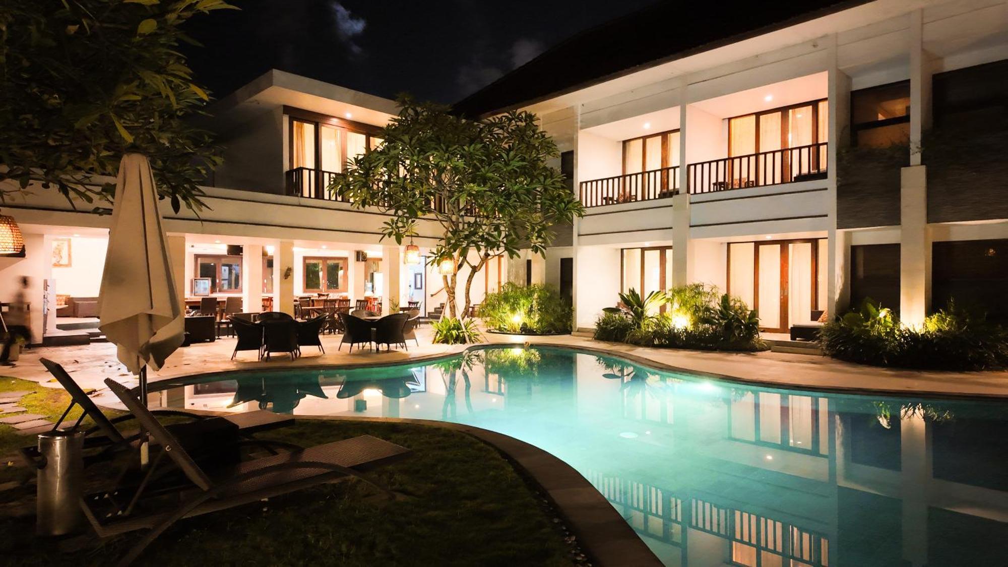 Villa Diana Bali 16 Bedrooms Семиньяк Экстерьер фото