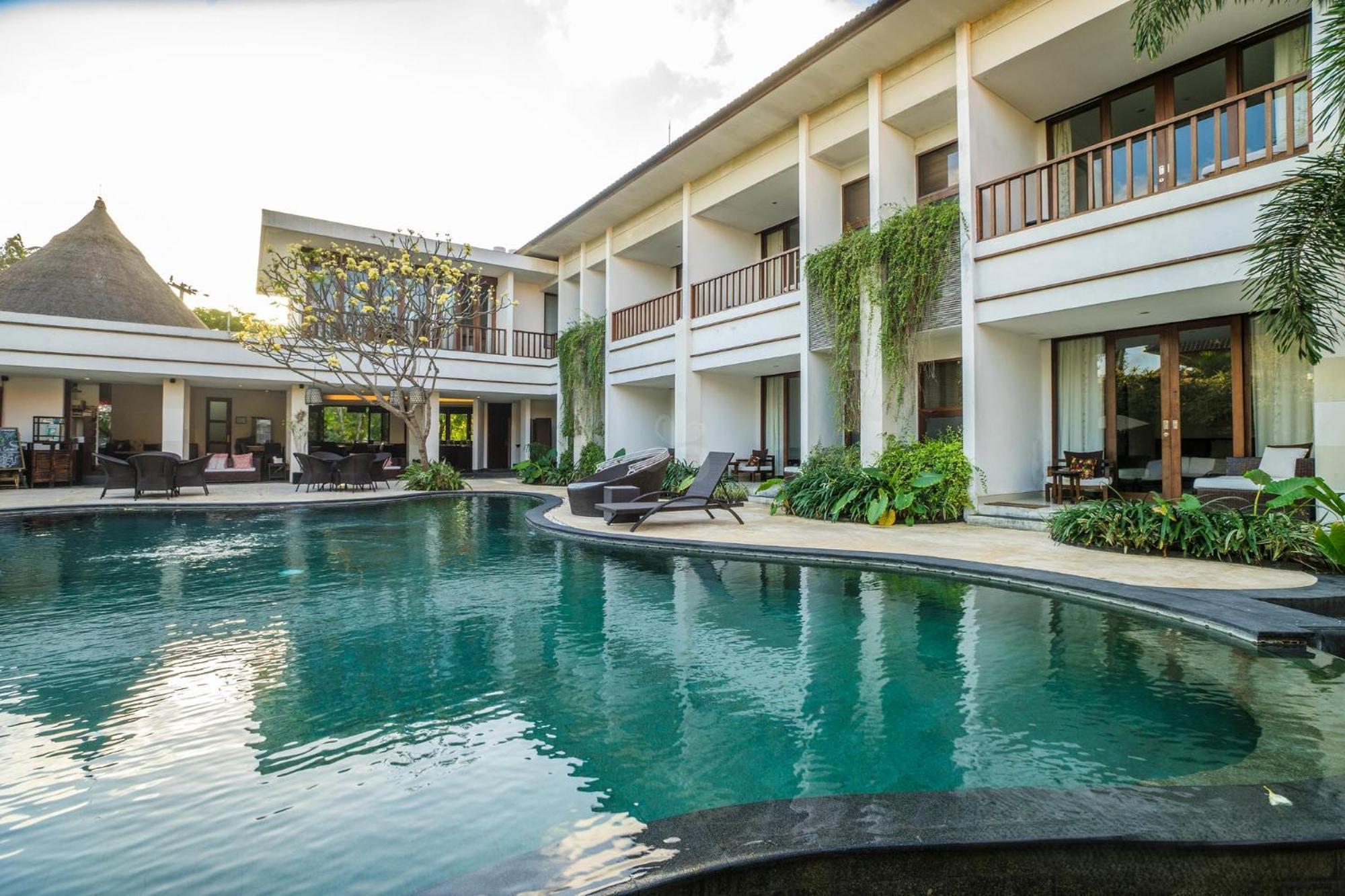 Villa Diana Bali 16 Bedrooms Семиньяк Экстерьер фото